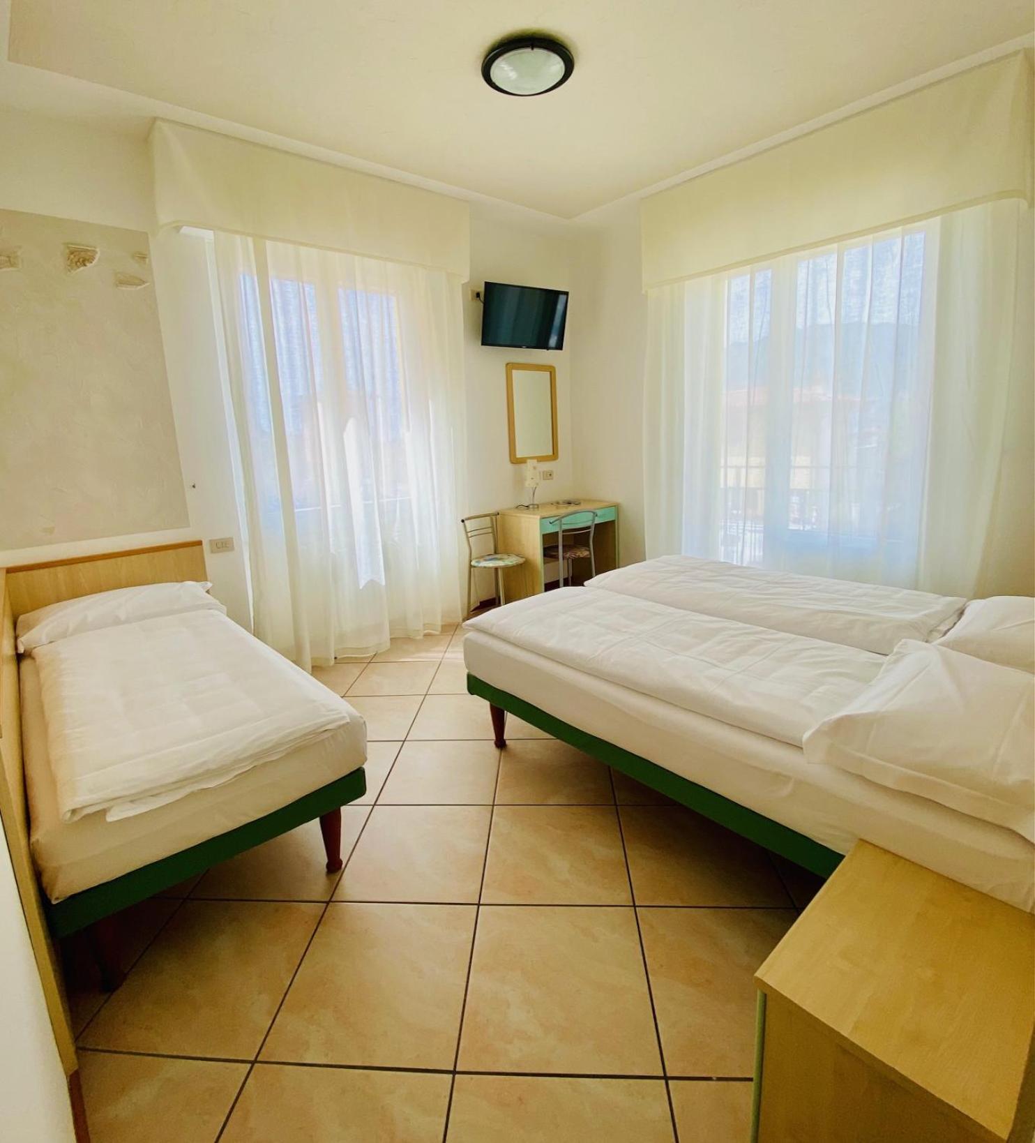 Hotel Ideal Malcesine Zewnętrze zdjęcie